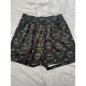 New Bara black M C M basketball shorts size small C21